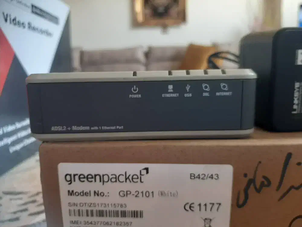 یک دستگاه مودم LINKSYS|مودم و تجهیزات شبکه|شاهین‌شهر, عطار|دیوار