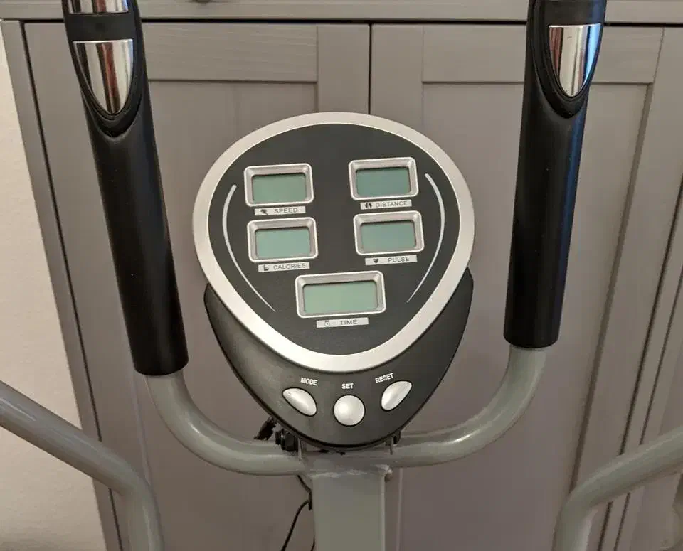 دوچرخه ثابت|تجهیزات ورزشی|رشت, دیلمان|دیوار