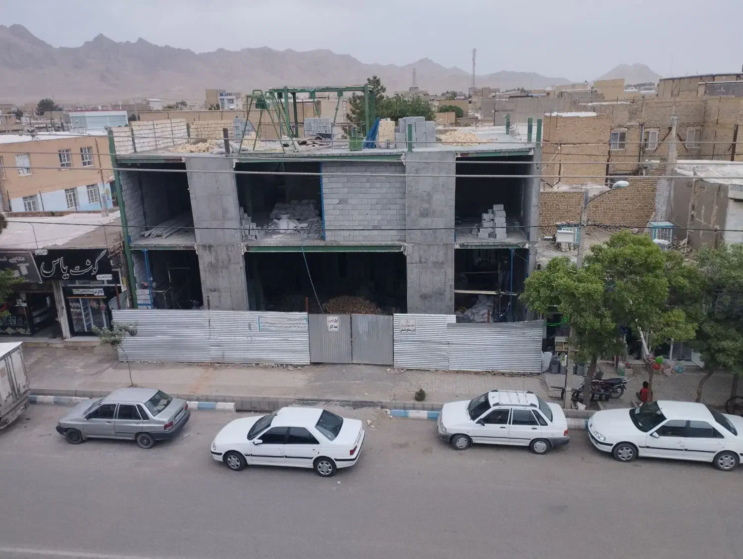 کارگر روز مزد ساختمانی(کار در تربت حیدریه)|استخدام معماری، عمران و ساختمانی|زاوه, |دیوار