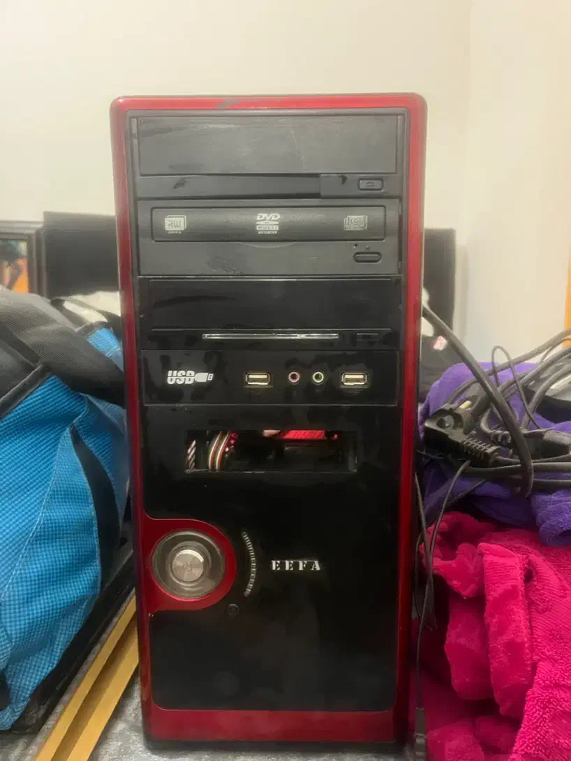 کیس|رایانه رومیزی|پرند, فاز ۵|دیوار