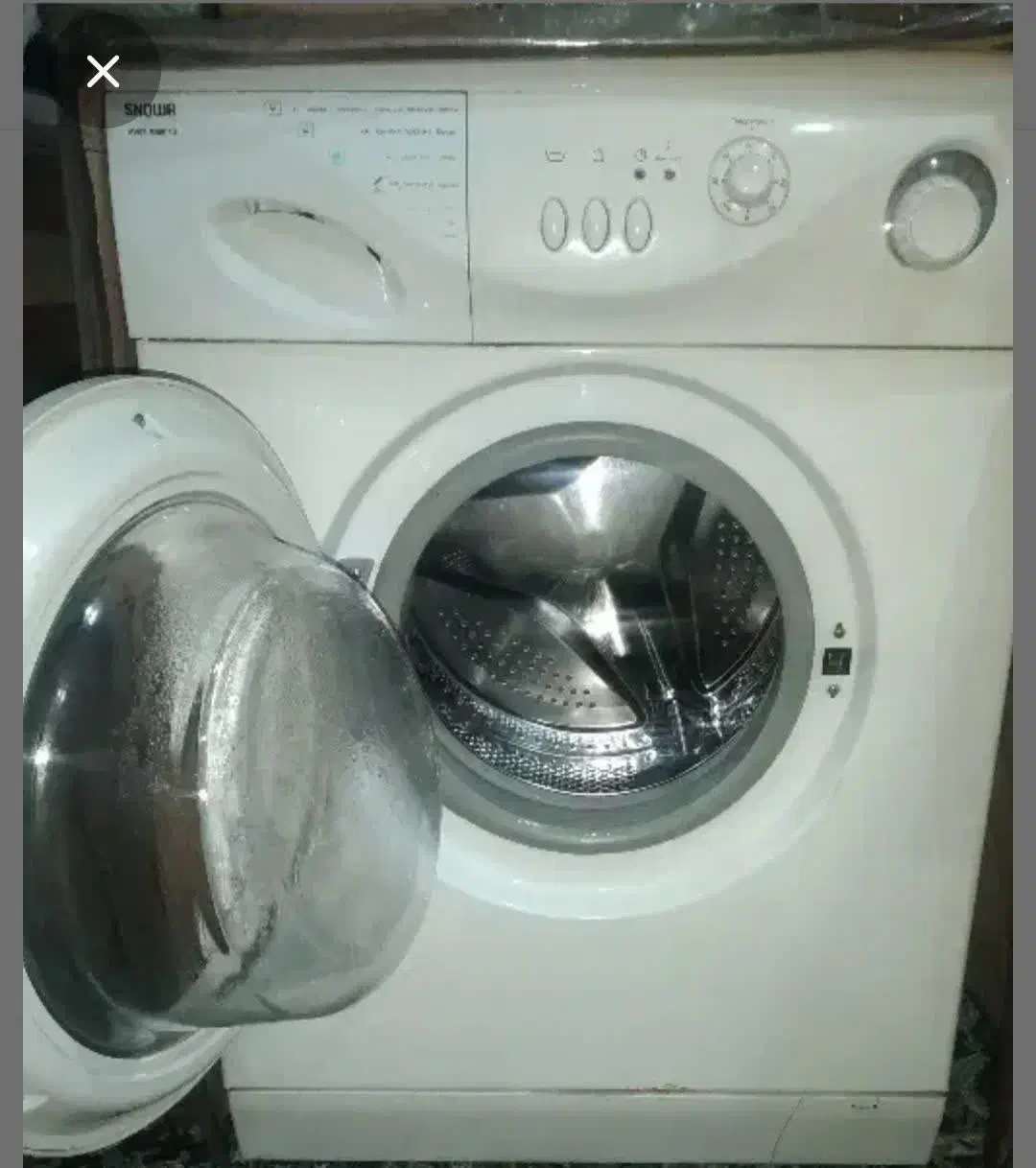 ماشین لباسشویی اسنوا تمیز|ماشین لباسشویی و خشک‌کن لباس|فولادشهر, C4|دیوار