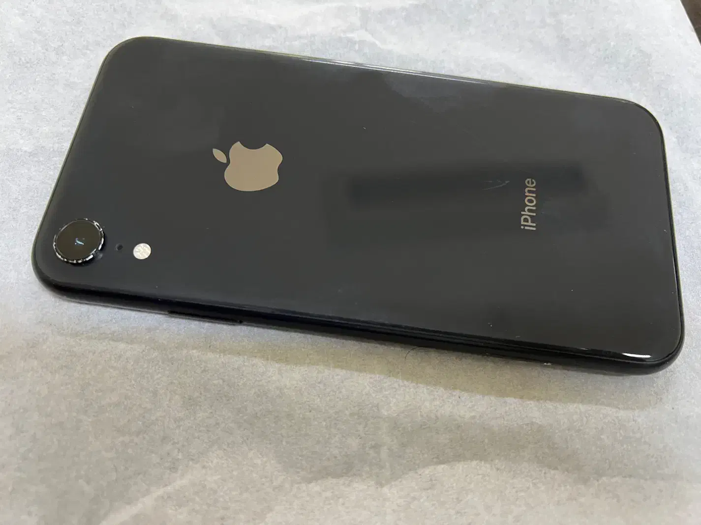 آیفون XR ۶۴ گیگ LLA|موبایل|شوط, |دیوار