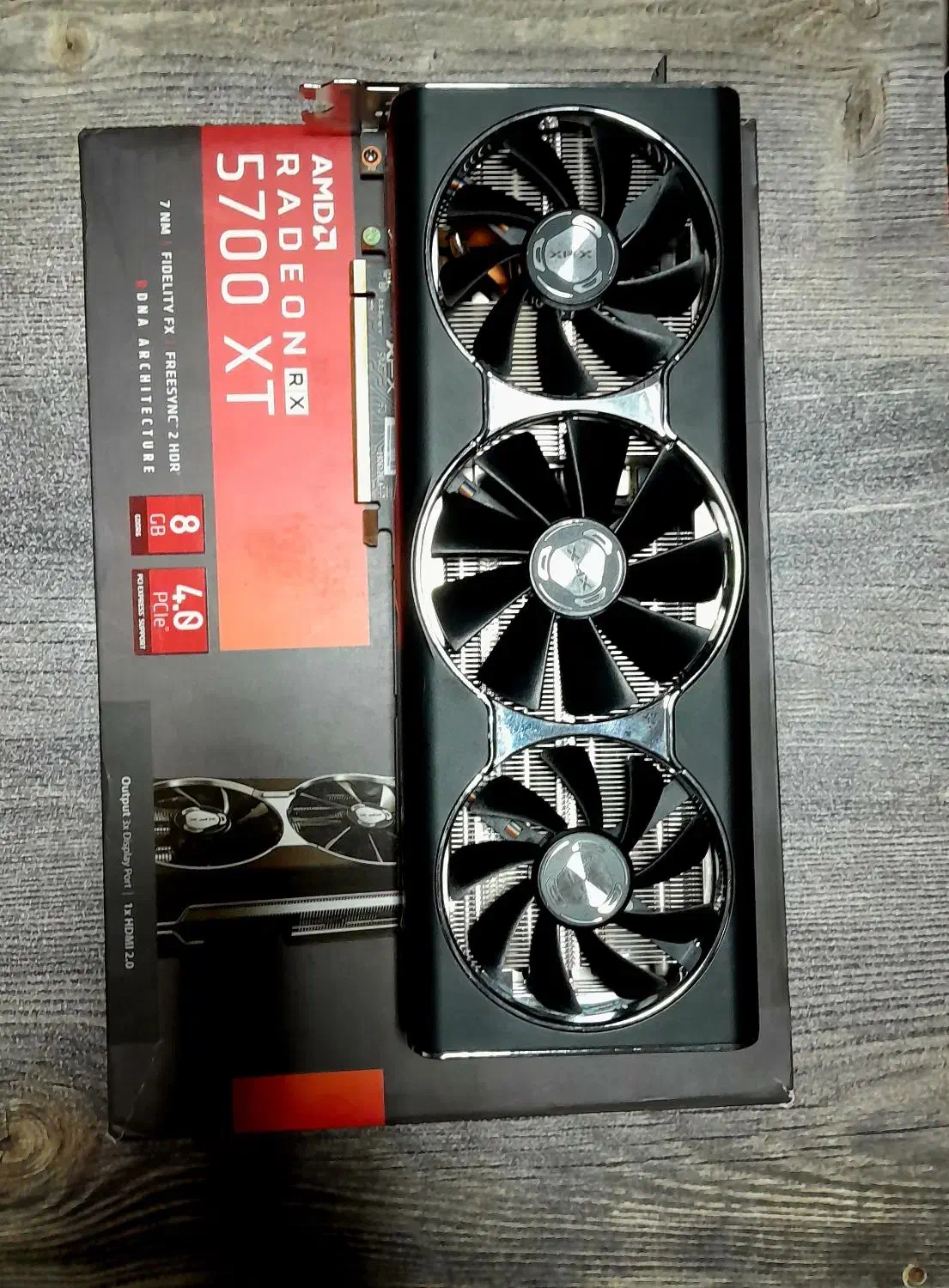 کارت گرافیک AMD 5700XT XFX سه فن پلمپ با جعبه|قطعات و لوازم جانبی رایانه|رشت, استادسرا|دیوار