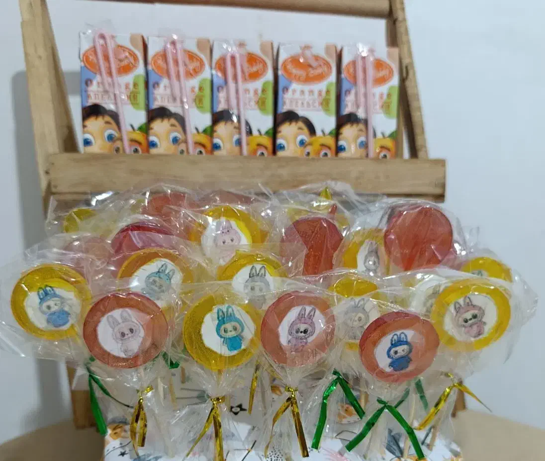 آبنبات چوبی|خوردنی و آشامیدنی|مود, |دیوار