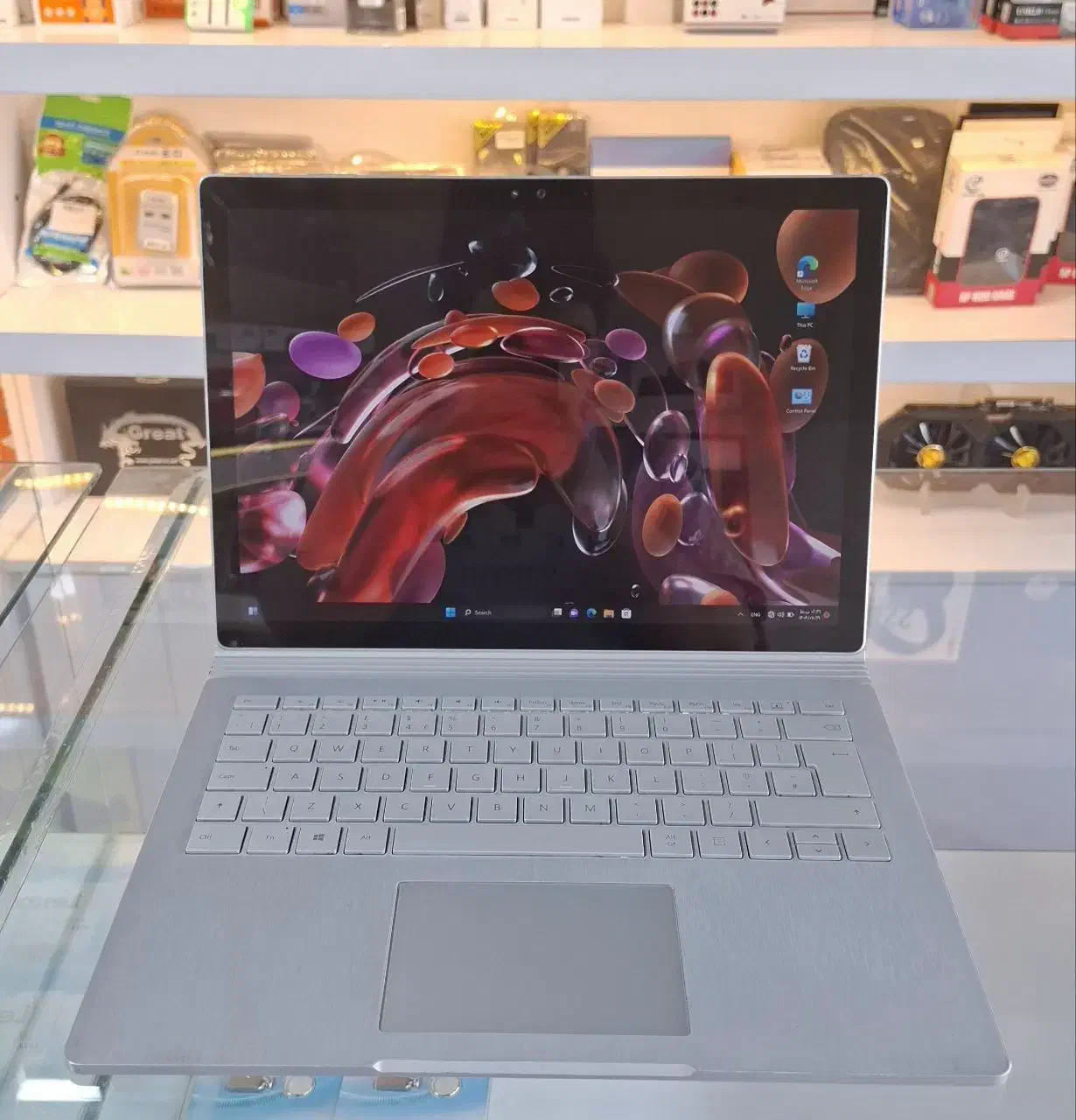 * بازار لپتاپ * سورفیس بوک surface book i5|رایانه همراه|ساوه, |دیوار