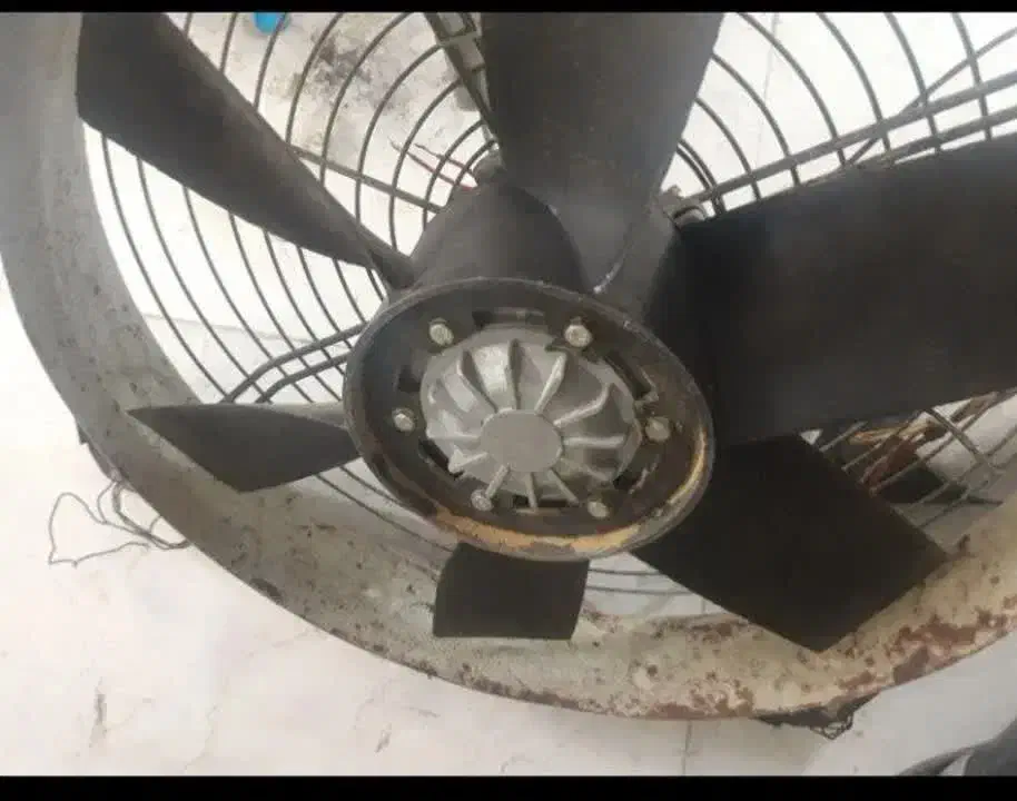 هواکش صنعتی|پنکه و تصفیهکنندهٔ هوا|قرچک, میرزائی جنوبی|دیوار