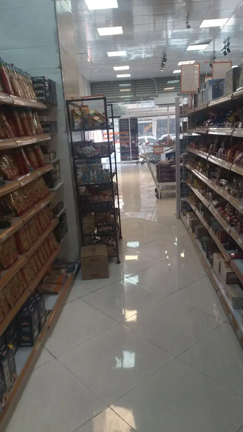 تجاری ۳۵۰متر تهاتر با زمین آپارتمان|فروش مغازه و غرفه|رباط‌کریم, رباط‌کریم|دیوار