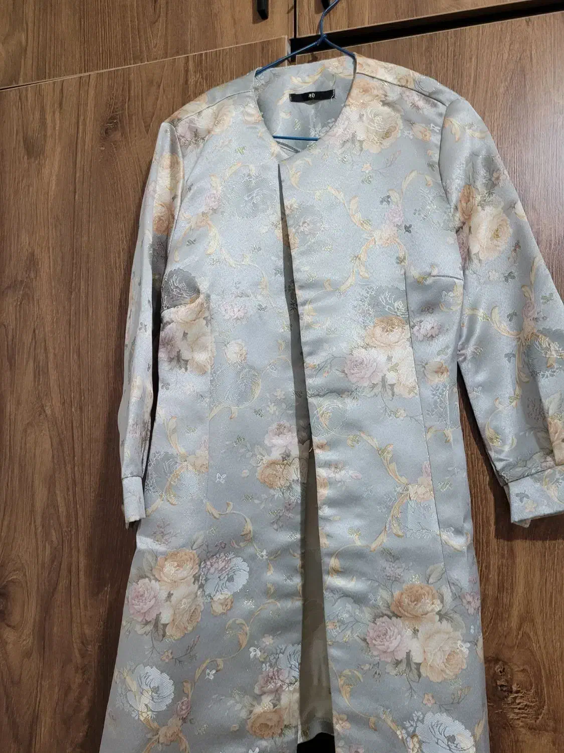 لباس زنانه|لباس|هشتگرد, فاز ۷ مهستان|دیوار