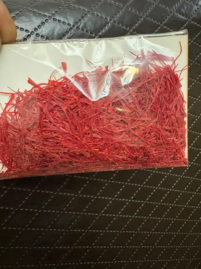 زعفران یک‌ مثقالی قائنات عمده و تک|خوردنی و آشامیدنی|تهران, سهروردی|دیوار