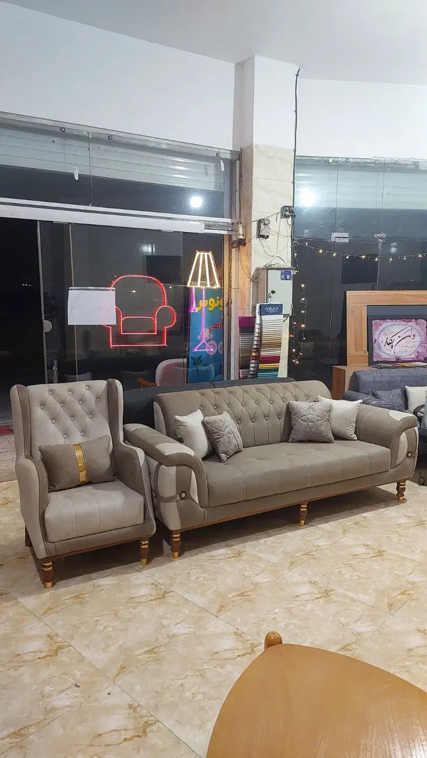 مبل آدریانا|مبلمان خانگی و میز عسلی|رباط‌کریم, رباط‌کریم|دیوار