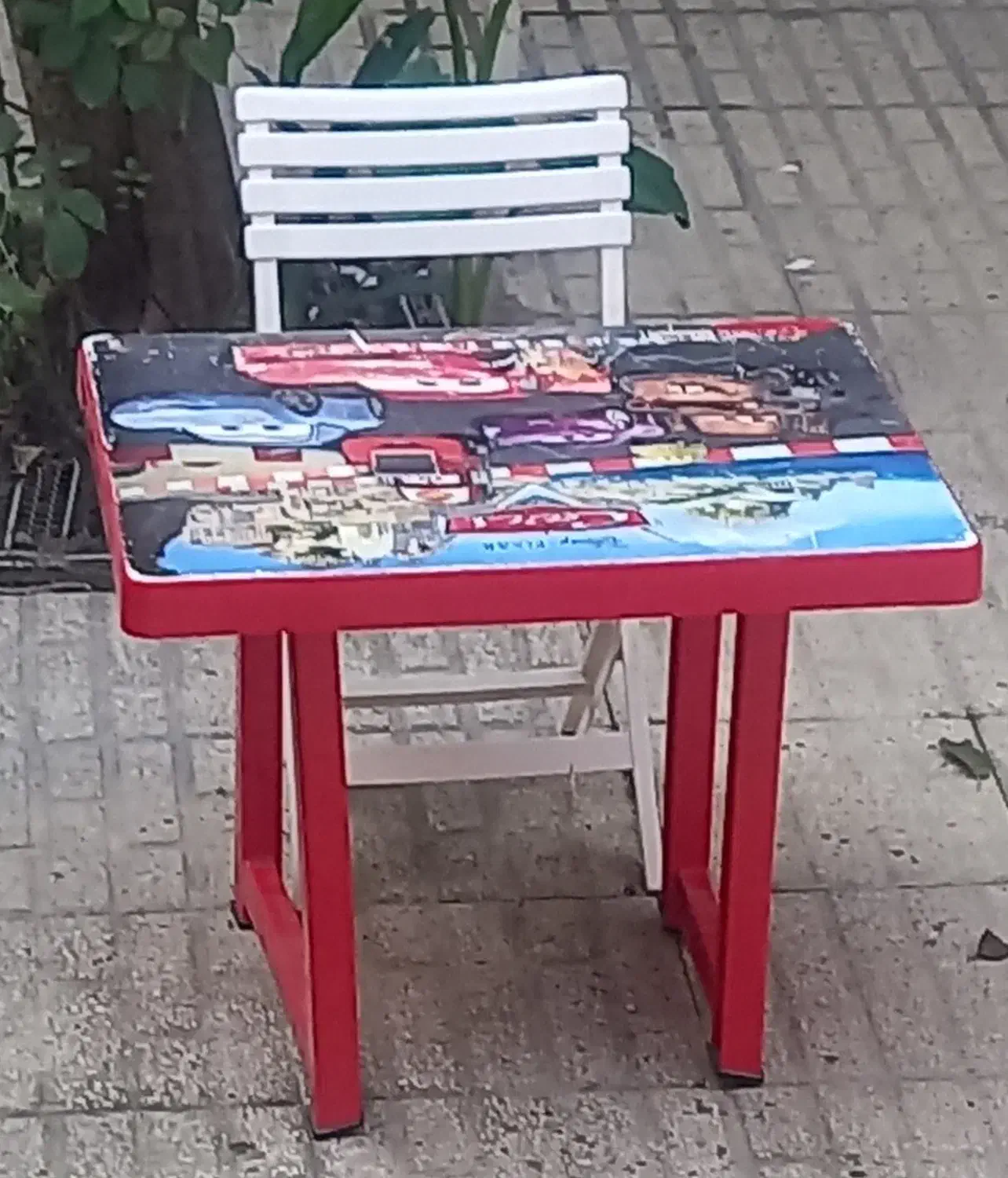 میز و صندلی کودک|اسباب و اثاث بچه|قائم‌شهر, |دیوار