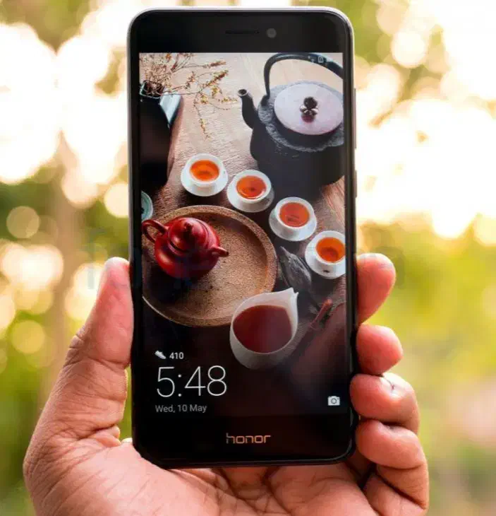 گوشی هانر 8 لایت|موبایل|بروجرد, |دیوار