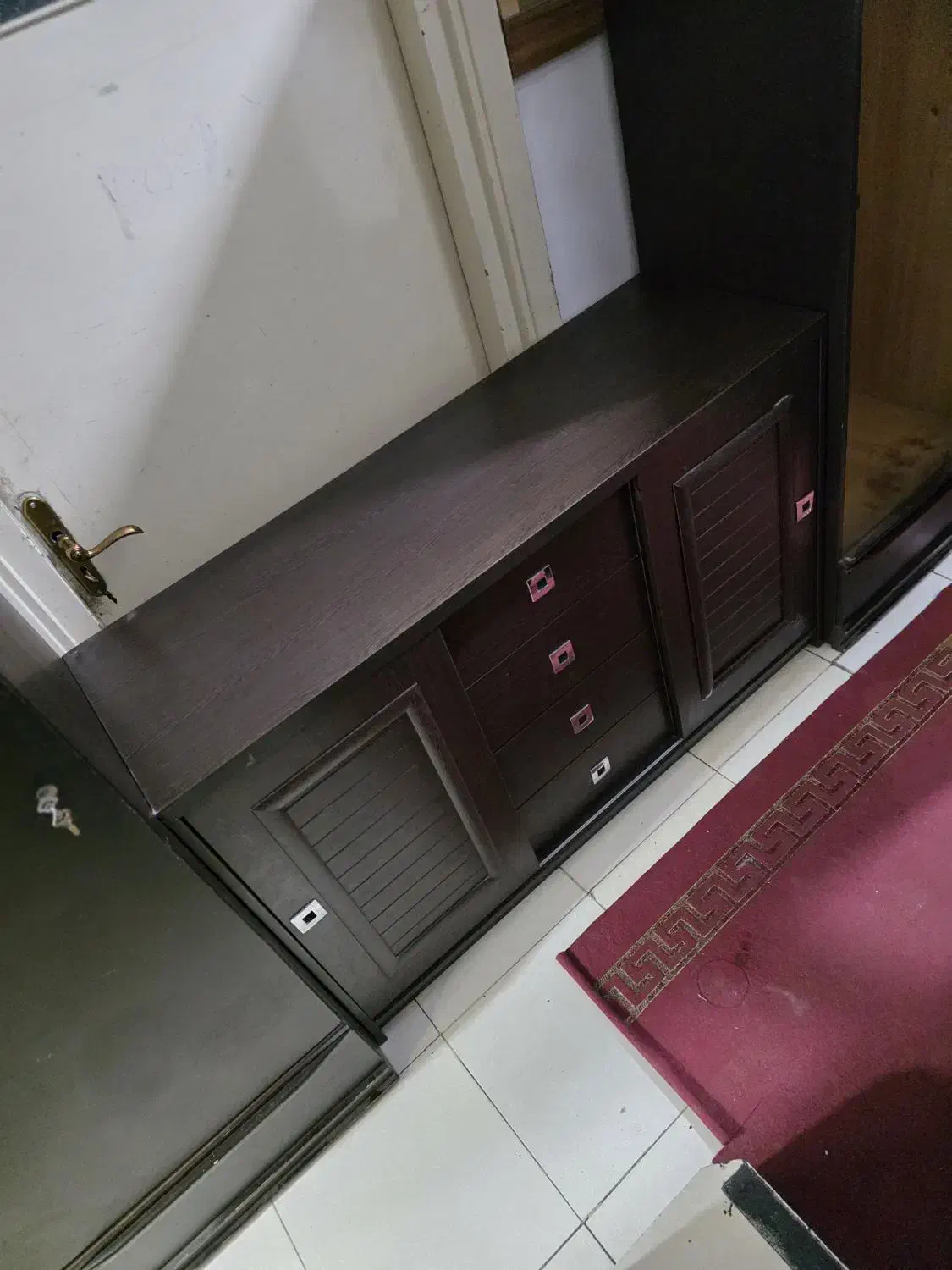 کمد اتاق خواب و کنسول سالم محکم|بوفه، ویترین، کنسول|تهران, توحید|دیوار