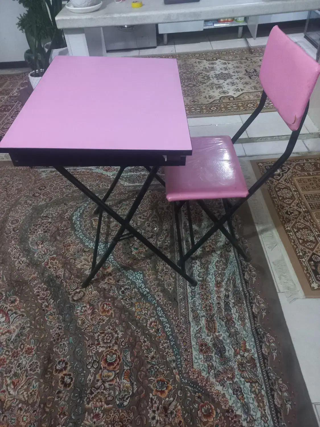 میز تحریر|میز تحریر و کامپیوتر|هشتگرد, شهرک آرتیمان|دیوار