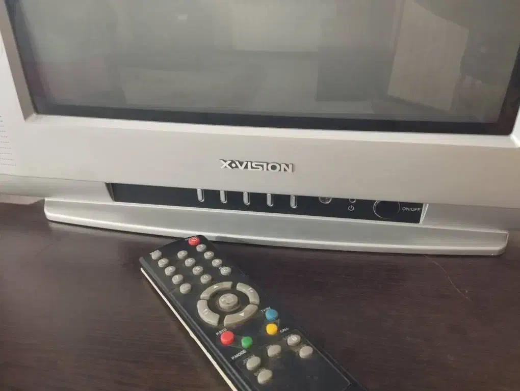 تلویزیون ایکس ویژن|تلویزیون و پروژکتور|کرج, باغستان|دیوار