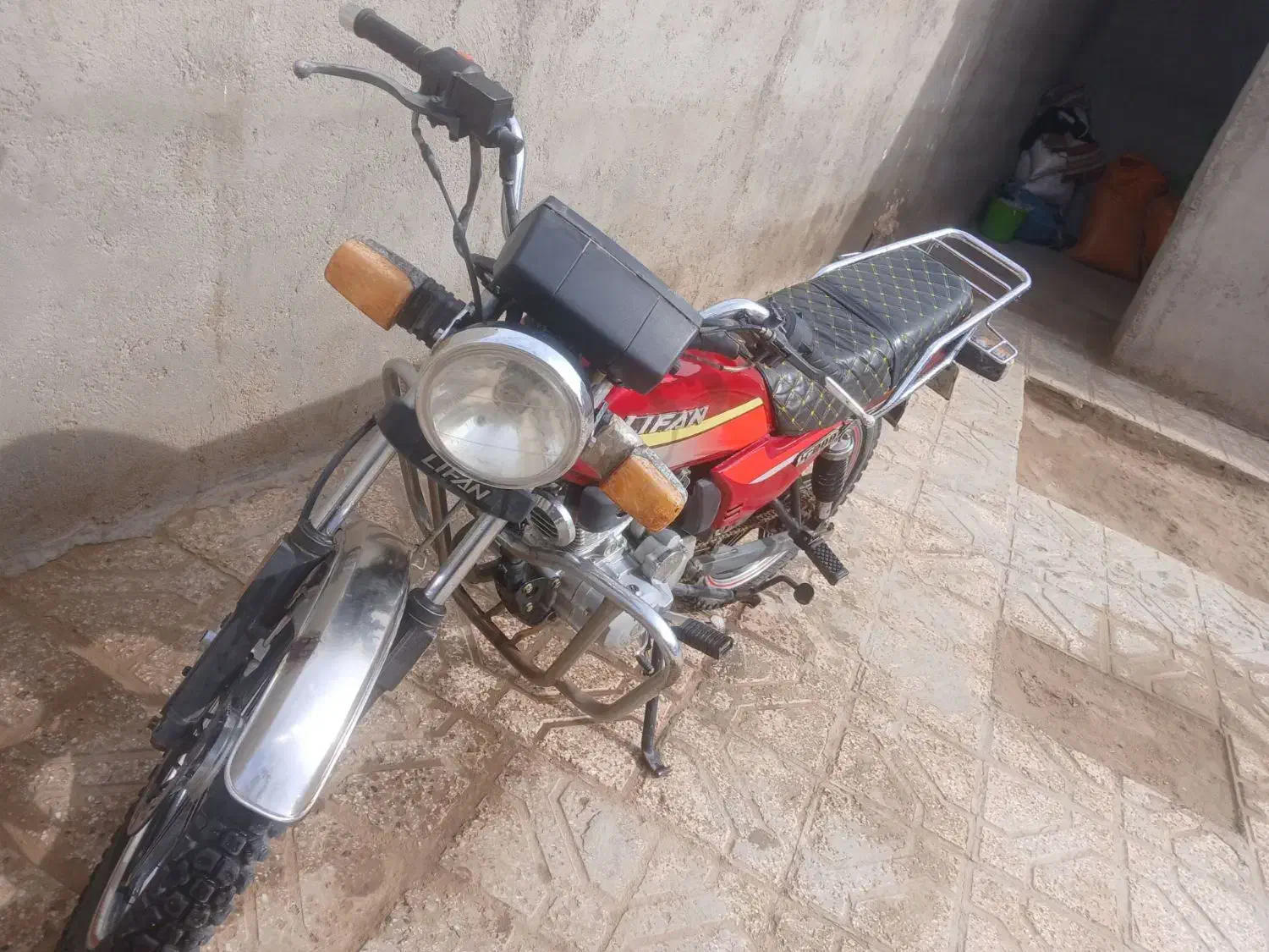 لیفان ۲۰۰ مدل ۹۵|موتورسیکلت|زیرکوه, |دیوار