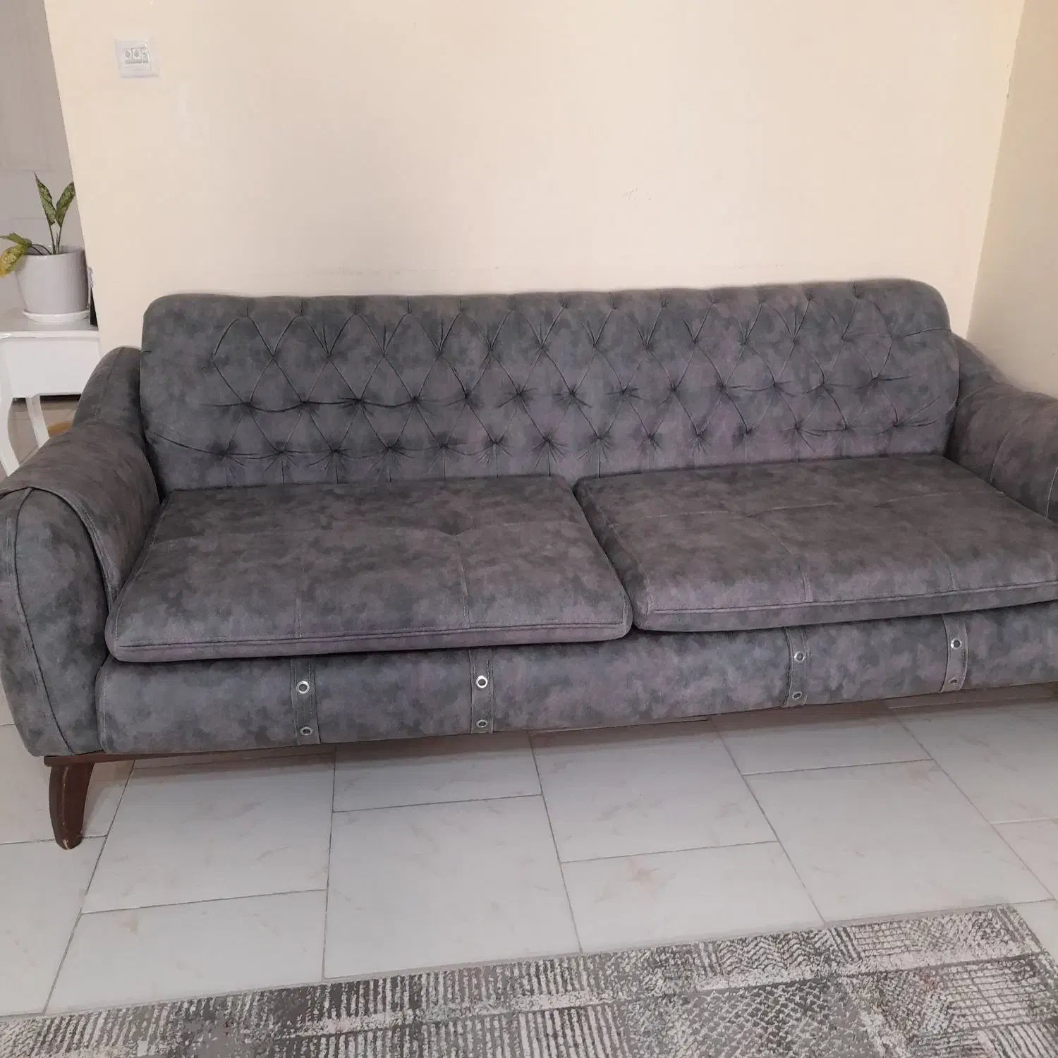 فروش مبل یکدست چستر ۸ نفره|مبلمان خانگی و میز عسلی|پردیس, فاز ۱۱|دیوار