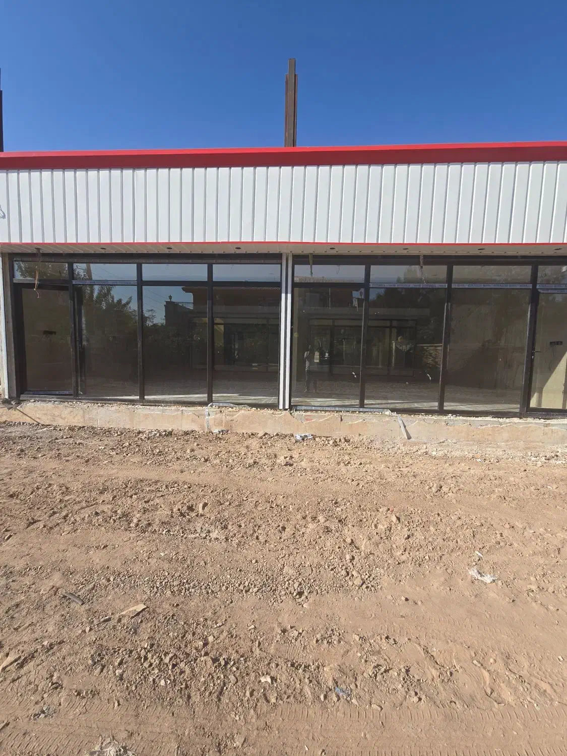 اجاره مغازه|اجارهٔ مغازه و غرفه|رباطکریم, پرندک|دیوار