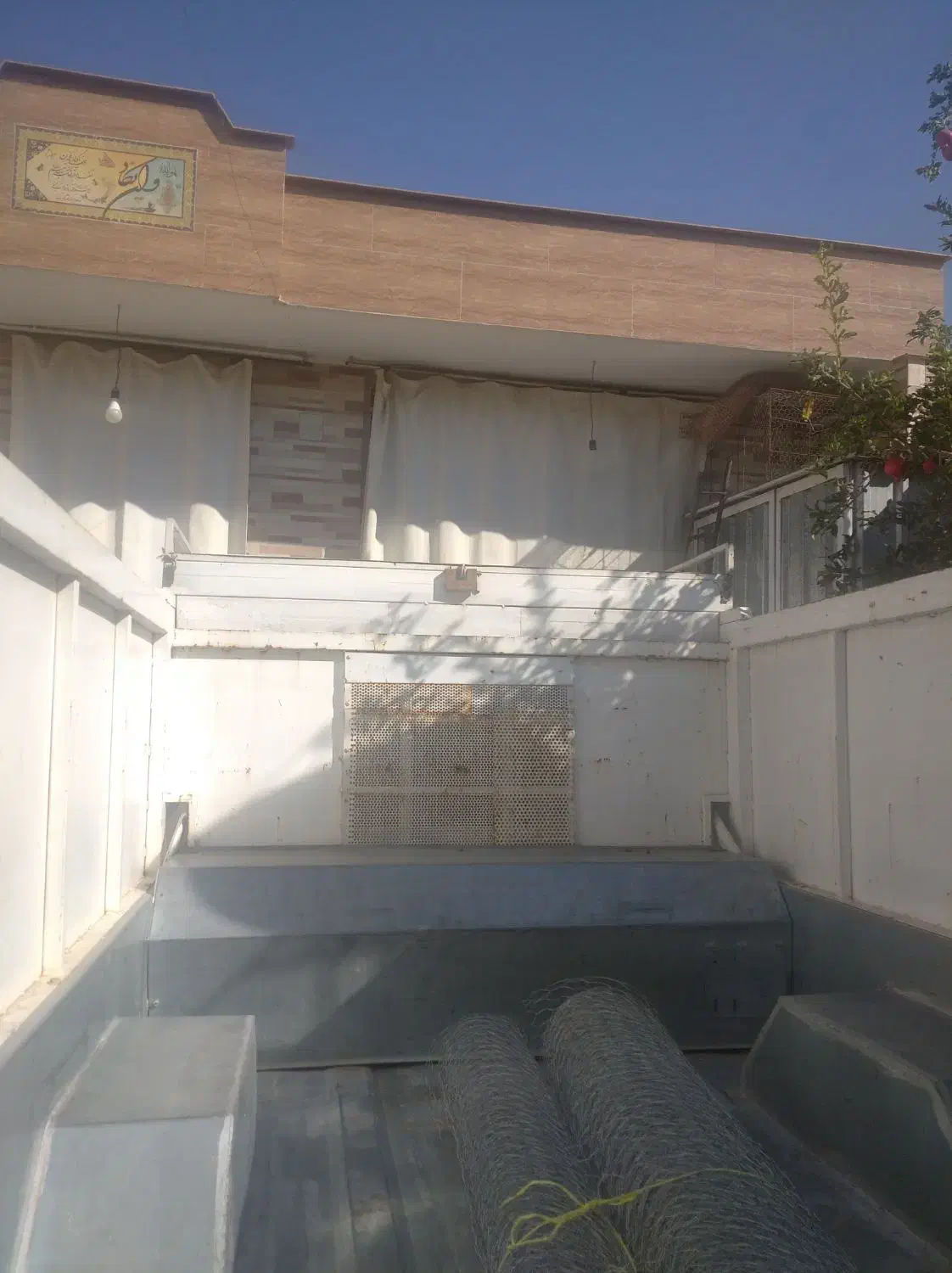 اتاق شمالی نیسان و پادرا|قطعات یدکی و لوازم جانبی|شیراز, سعدیه جنوبی|دیوار