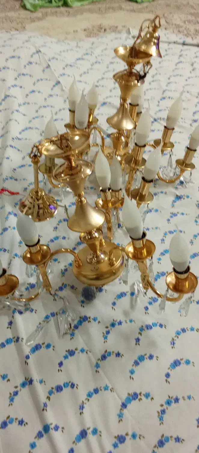 لوستر با رنگ آب طلادر حدنو|لوستر و چراغ آویز|مشهد, راهنمایی|دیوار