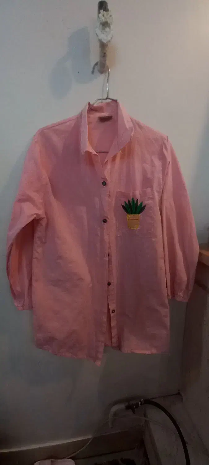 مانتووشومیز|لباس|بومهن, |دیوار