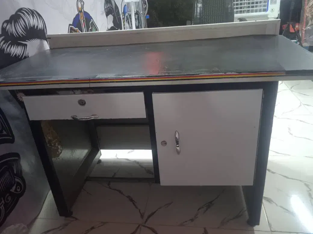 میزگالوانیزه و آبنما|میز و صندلی غذاخوری|شاهین‌شهر, نبوت|دیوار