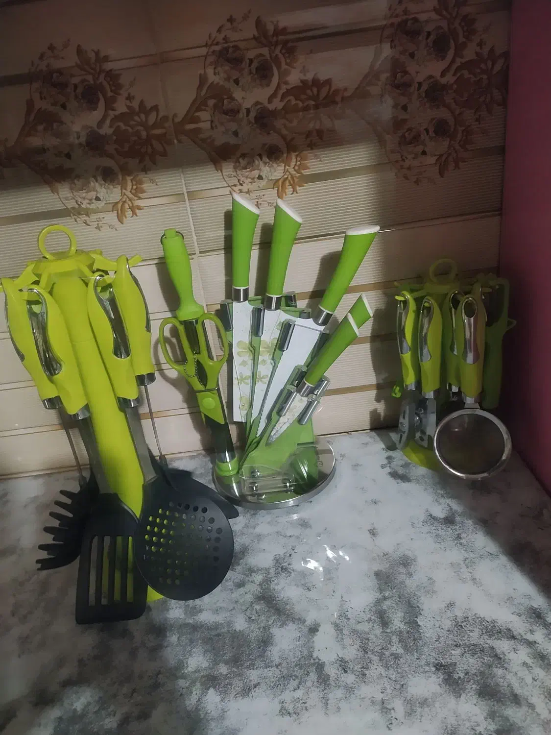 گل و گلدان سرویس اشپزخونه|گل مصنوعی|دورود, |دیوار