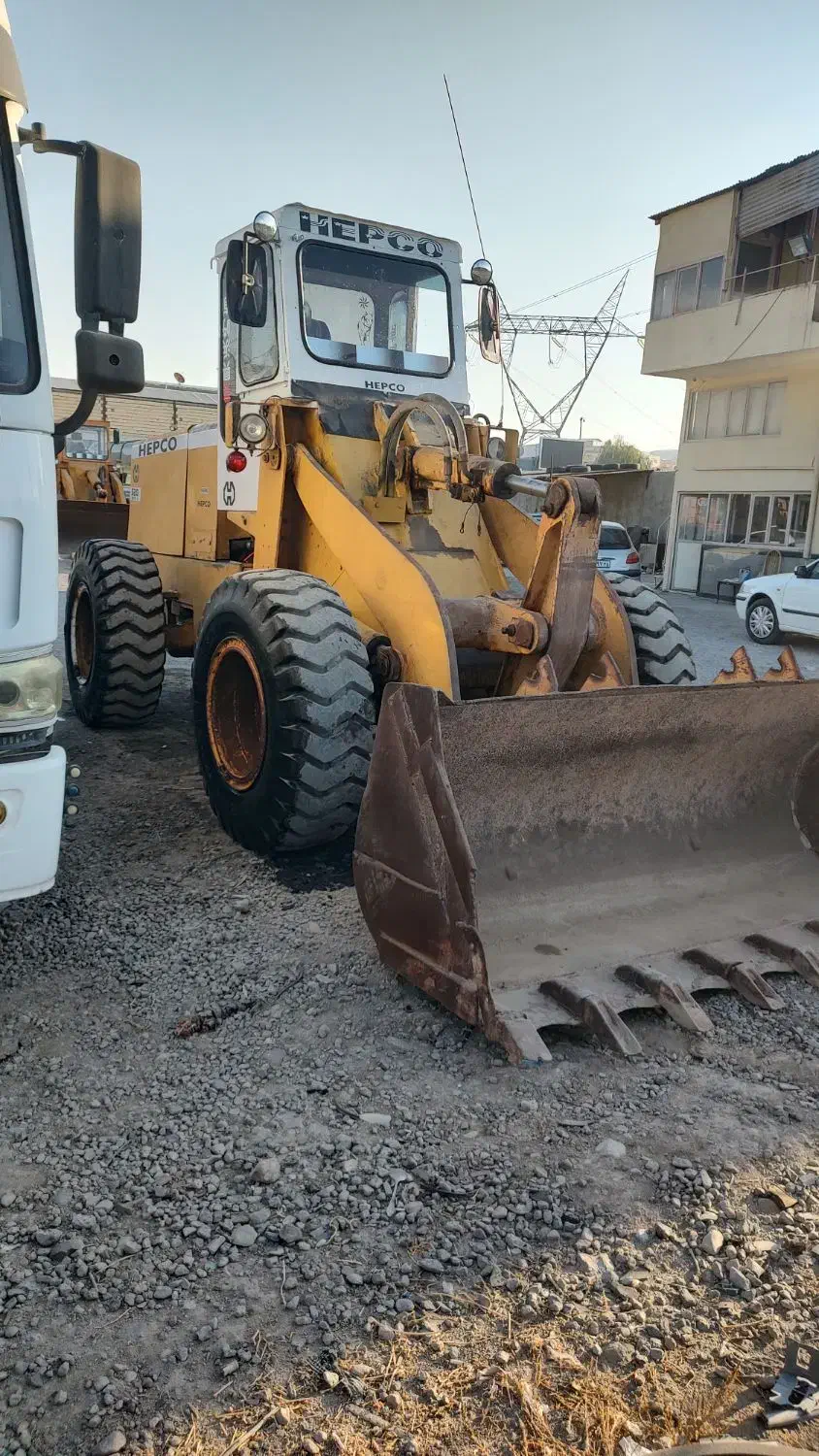 لودر هپکو 520 بی|خودرو سنگین|خسروشاه, |دیوار