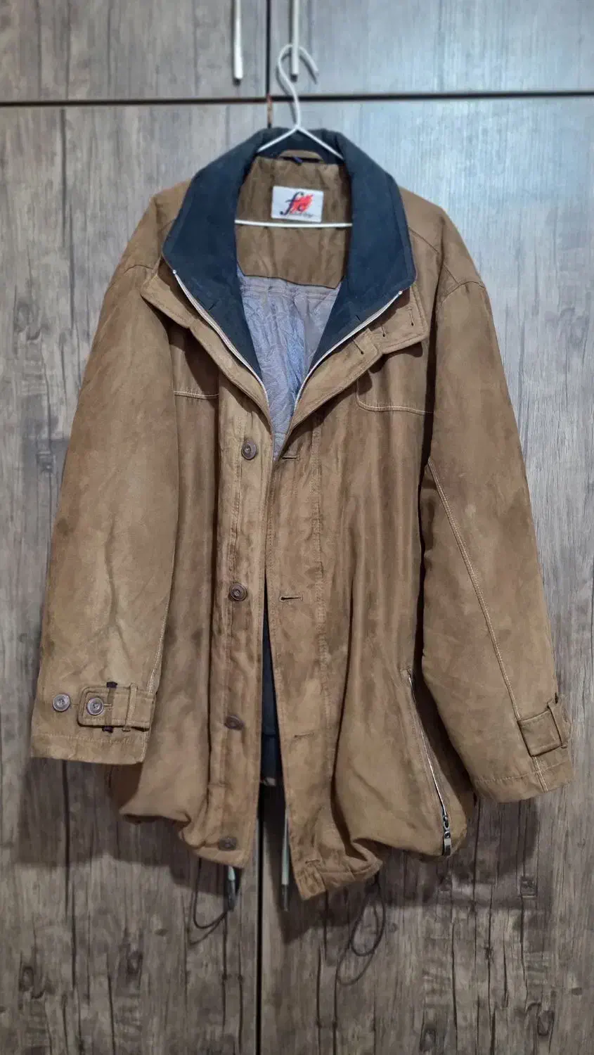 کاپشن|لباس|بندر انزلی, میان پشته|دیوار