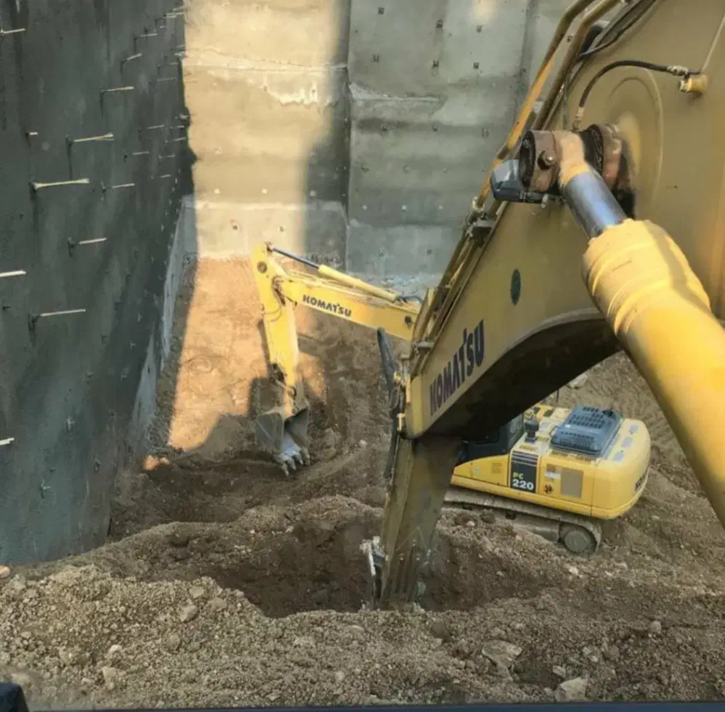 پیمانکار ی ساختمان / اسکلت / سفت کاری /  نازک کاری|خدمات پیشه و مهارت|اصفهان, باغ دریاچه|دیوار