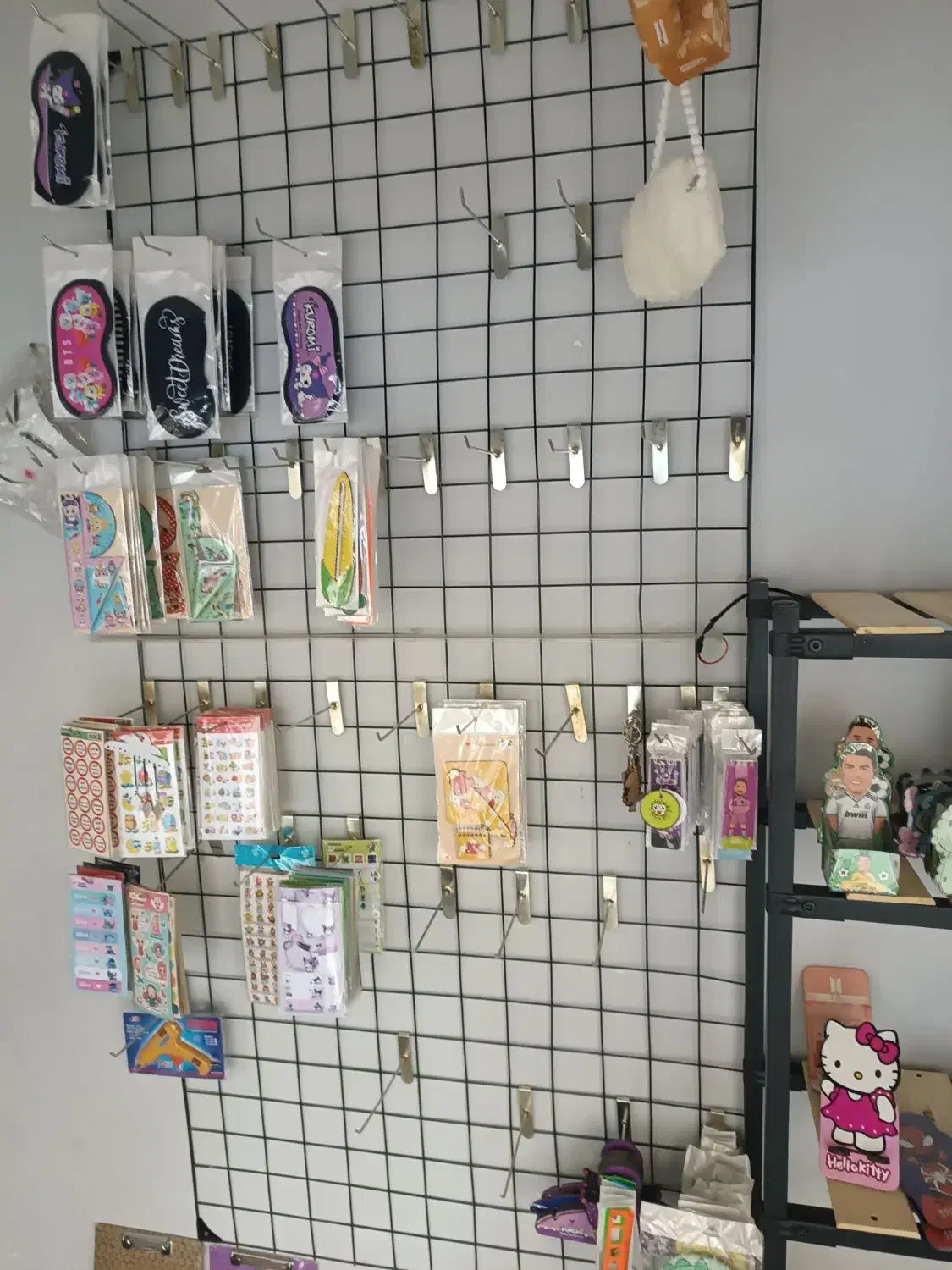 ویترین استند|فروشگاه و مغازه|باقرشهر, |دیوار