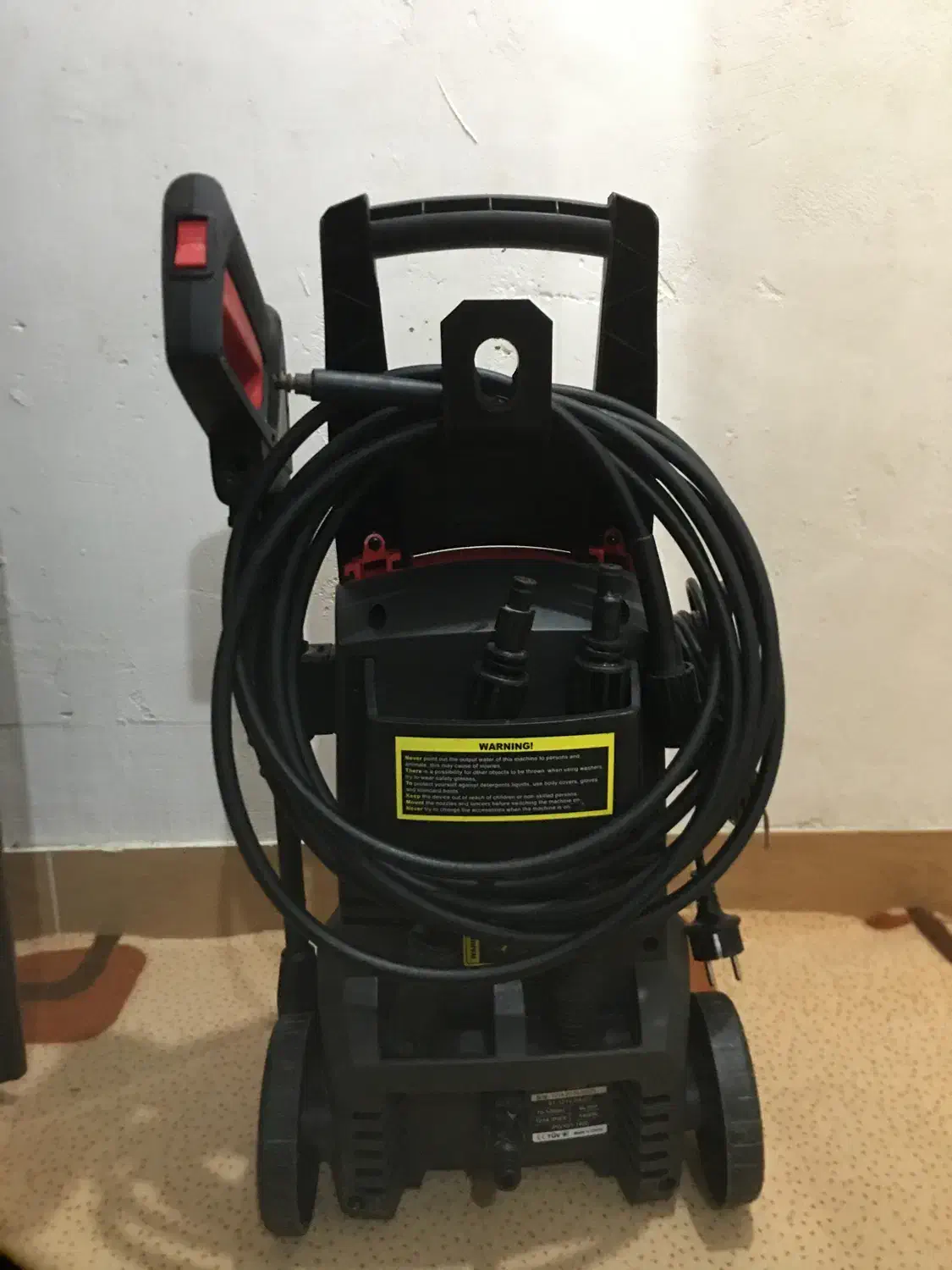 کارواش  توسان|ابزارآلات|ماکلوان, |دیوار