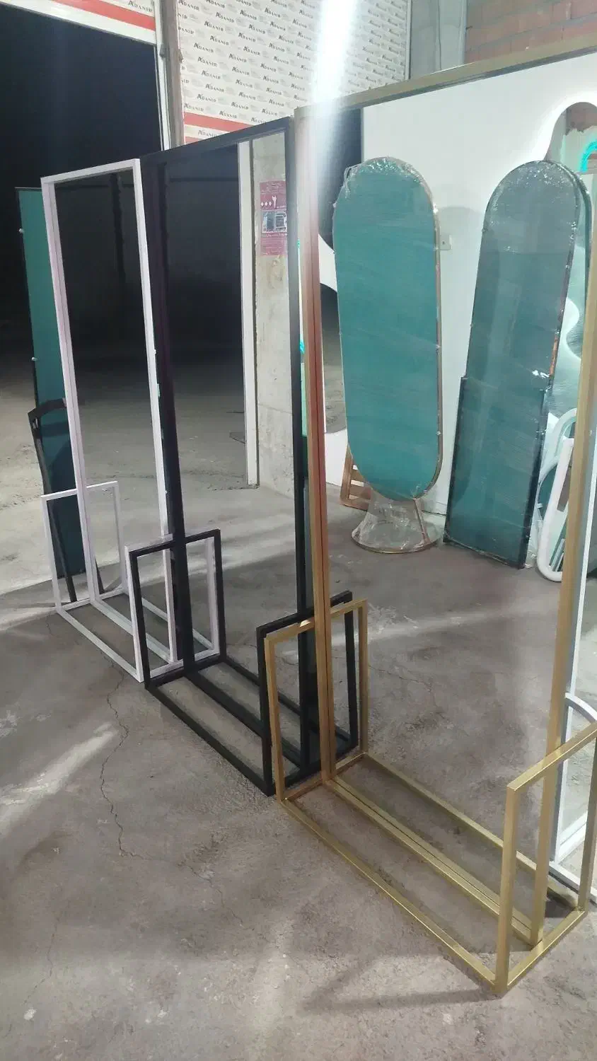 آینه قدی /فلزی /عمده|آینه|ارومیه, |دیوار