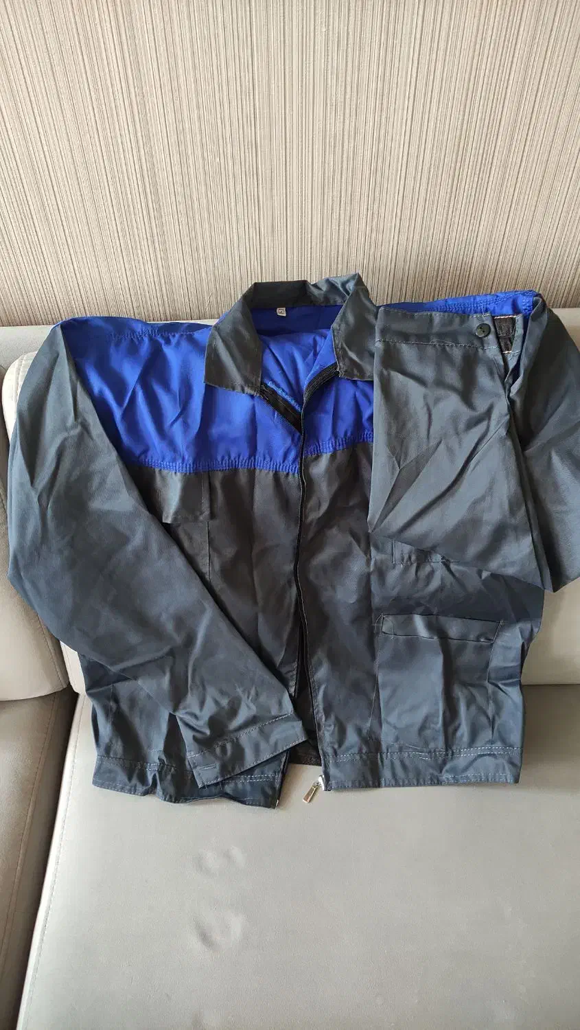 لباس کار|لباس|امیدیه, |دیوار