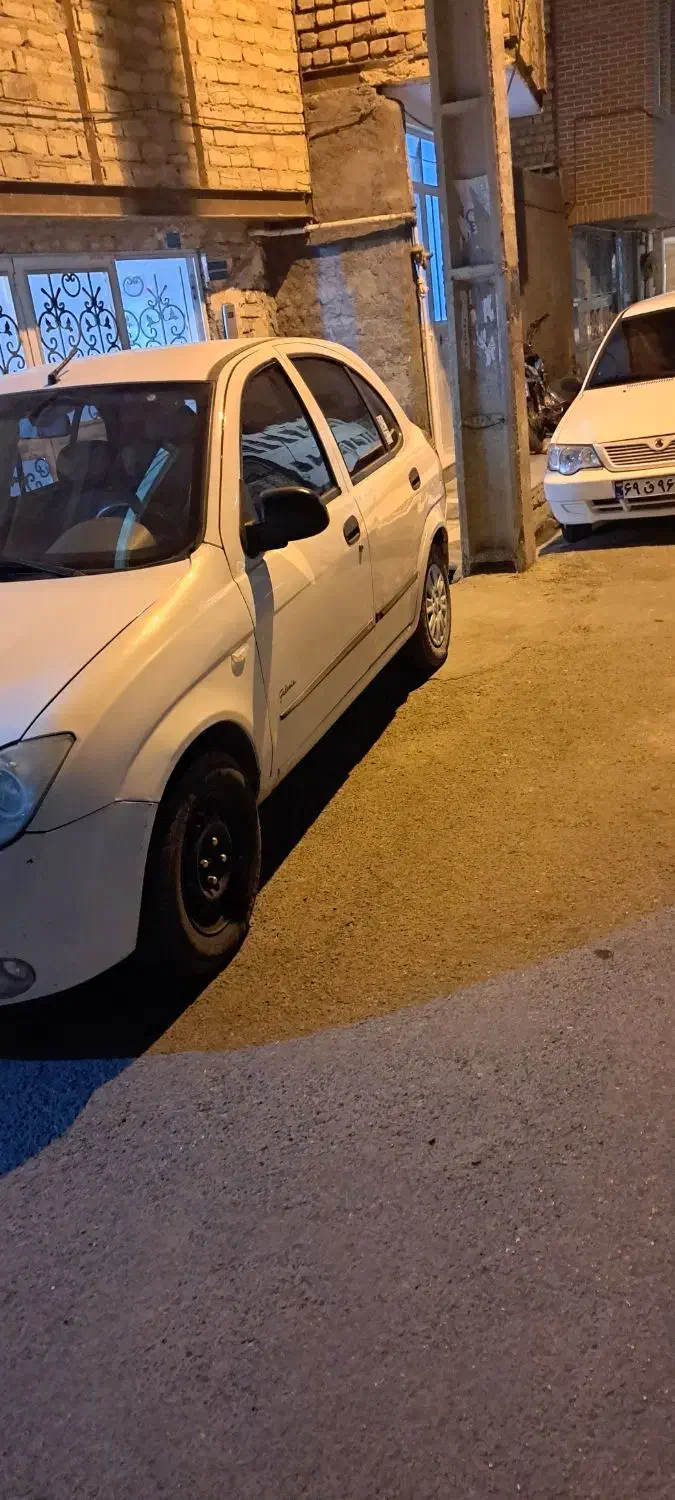 ماشین تیبا ۲|خودرو سواری و وانت|قم, شهرک امام حسین|دیوار