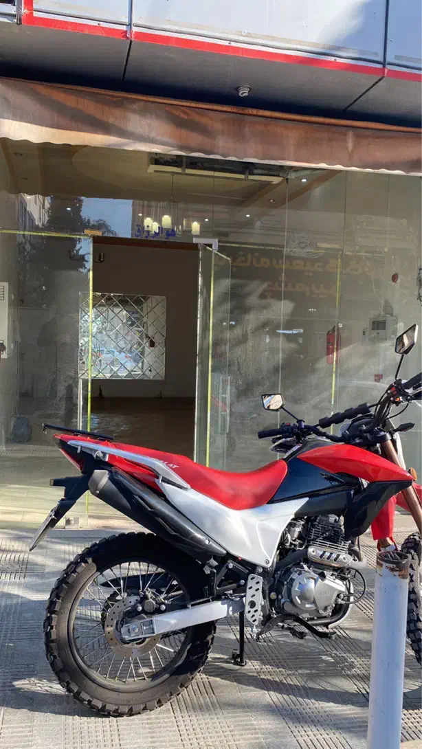 فلات ۲۵۰ ایکس ار مدل ۱۴۰۲|موتورسیکلت|کرج, گلشهر|دیوار