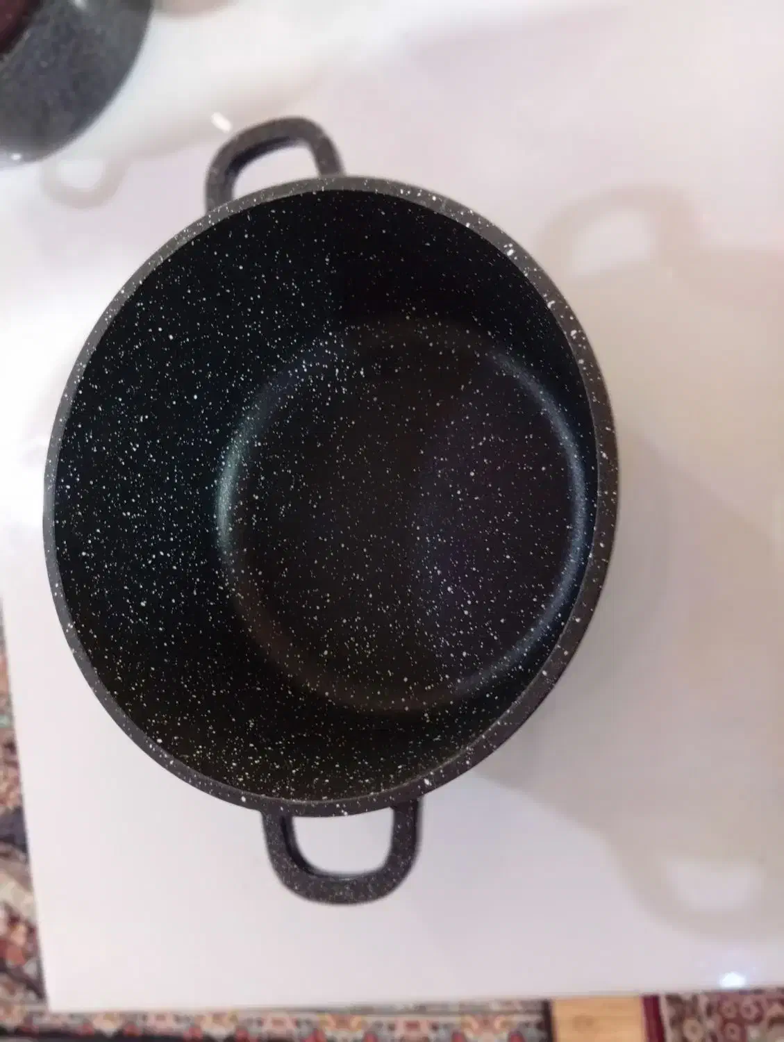 قابلمه چدن درجه ۲|ظروف پخت‌وپز|تبریز, |دیوار