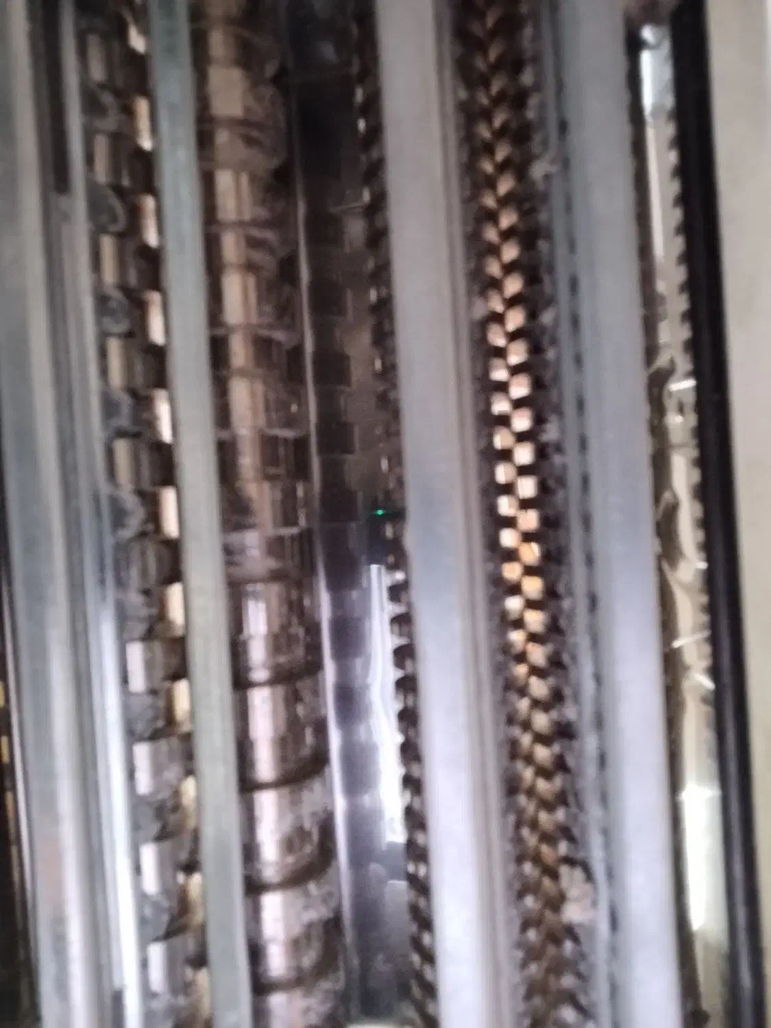 چرخ رشته|خردکن، آسیاب، غذاساز|آشخانه, |دیوار