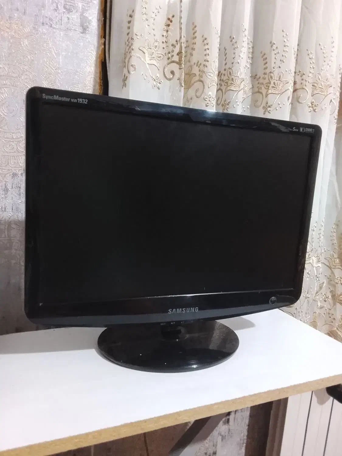 مانیتور سامسونگ|قطعات و لوازم جانبی رایانه|فردیس, منظریه|دیوار