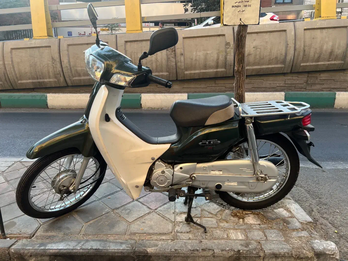 هوندا ۵۰ ژاپنی|موتورسیکلت|تهران, سنگلج (شاپور)|دیوار