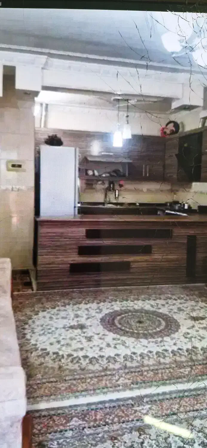 ۱۱۰متر ویلایی/۲خ/ خ پروین/درب حیاط ماشین رو فوری|فروش خانه و ویلا|اصفهان, فجر|دیوار