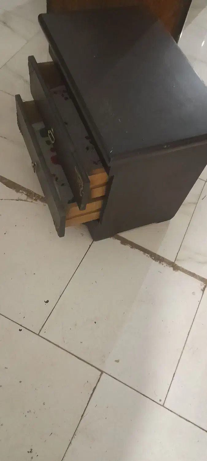 کمد دو کشو|تخت و سرویس خواب|اقبالیه, |دیوار