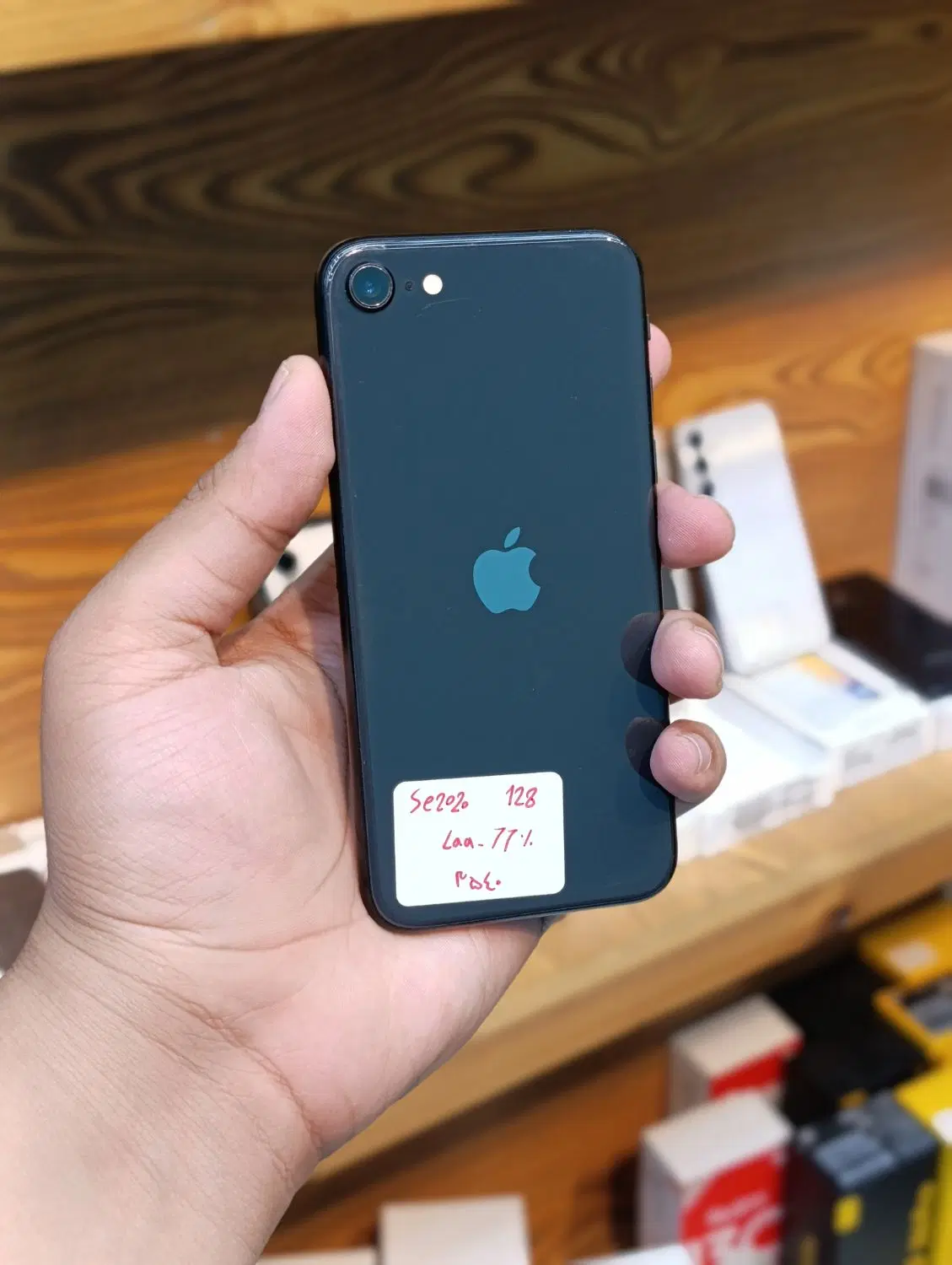 iphone SE 2020|موبایل|یزد, |دیوار