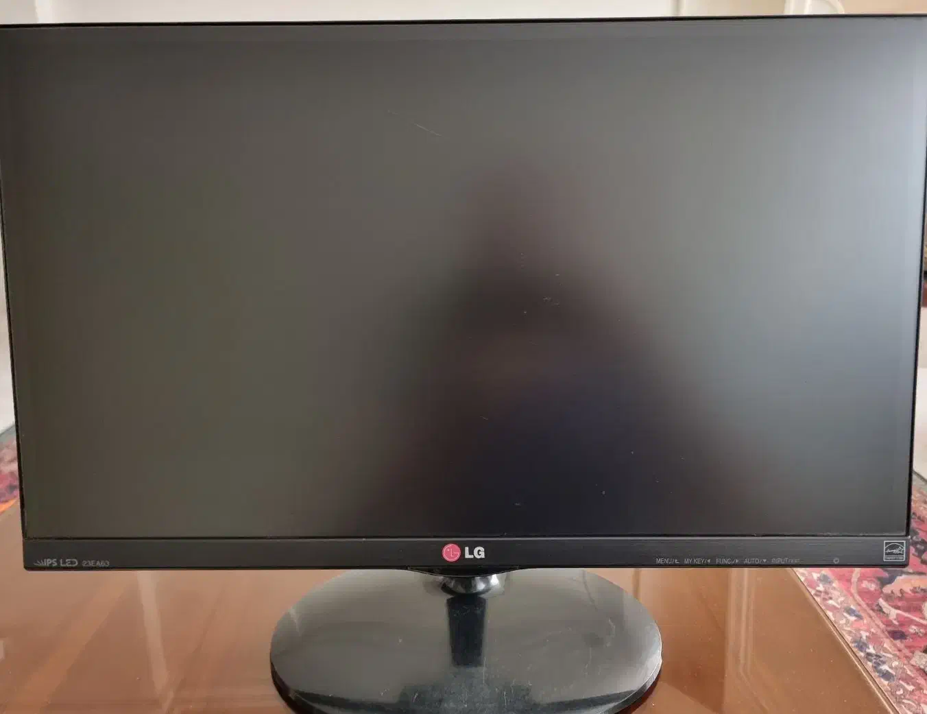 LED IPS LG MODEL 23EA63|قطعات و لوازم جانبی رایانه|تهران, ونک|دیوار