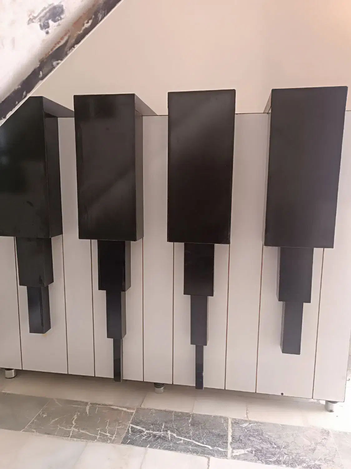 ویترین و میز|بوفه، ویترین، کنسول|الیگودرز, |دیوار