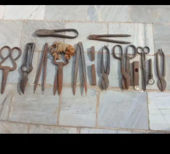 وسایل قدیمی یک جا بفروش میرسد|کلکسیون اشیاء عتیقه|بروجرد, |دیوار