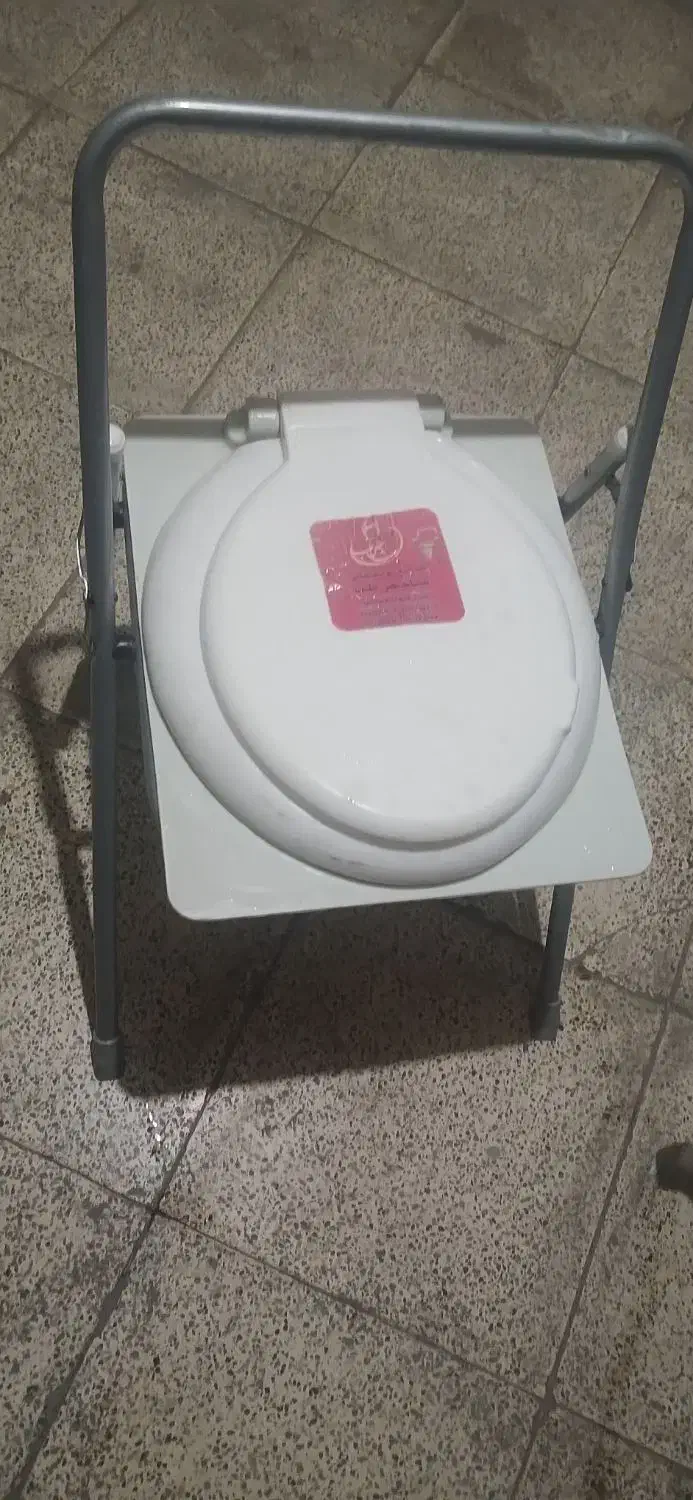 واکر طبی چرخ دار و تولت فرنگی|آرایشی، بهداشتی، درمانی|کرج, خرمدشت|دیوار