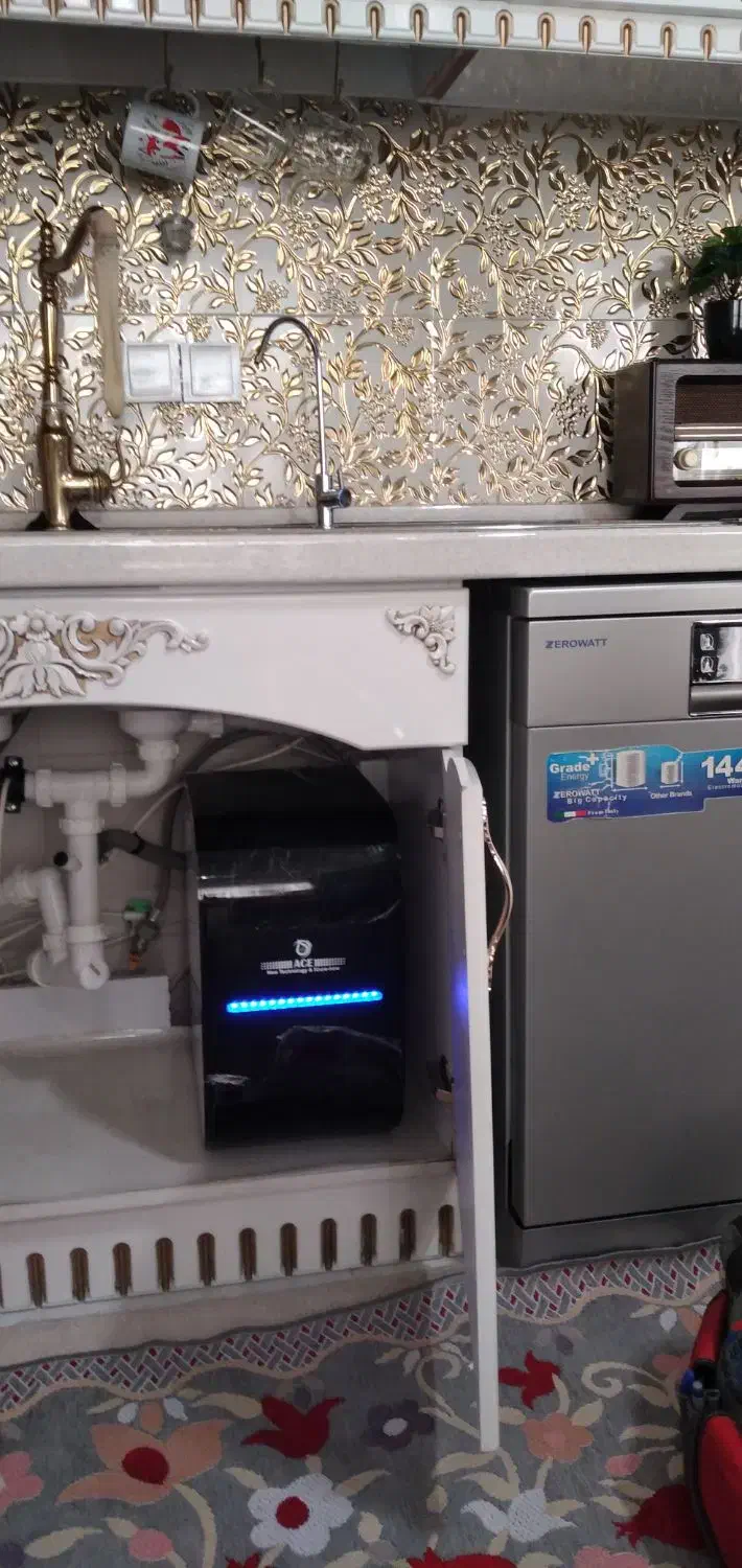 دستگاه تصفیه آب خانگی تایوانی AEC|آب‌سردکن و تصفیه آب|پرند, فاز ۲|دیوار