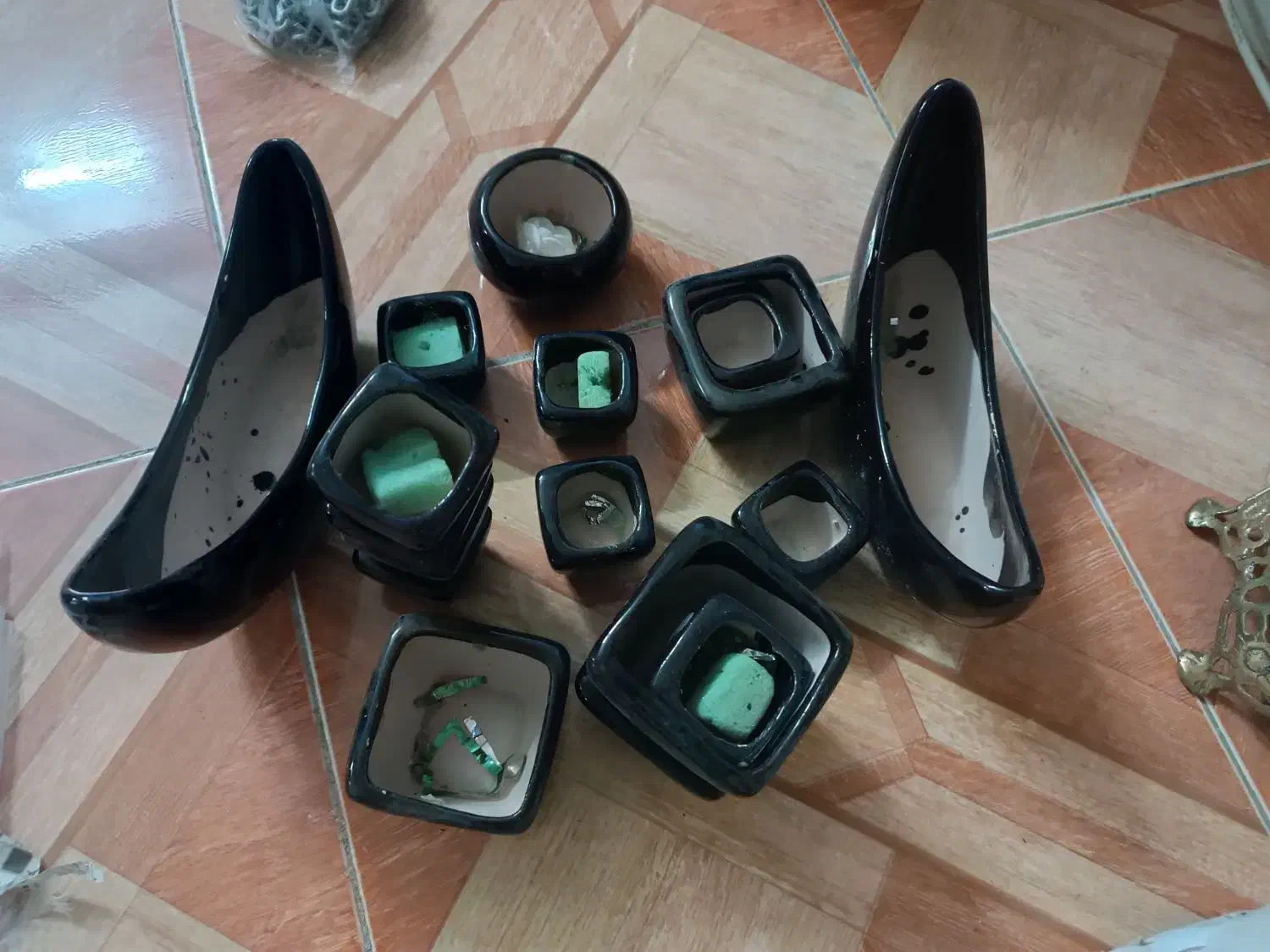 گلدان سفالی در سایزهای مختلف|صنایع دستی و سایر لوازم تزئینی|قزوین, |دیوار