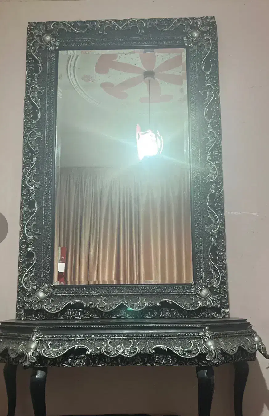 اینه قدی و میز|بوفه، ویترین، کنسول|تهران, مسعودیه|دیوار